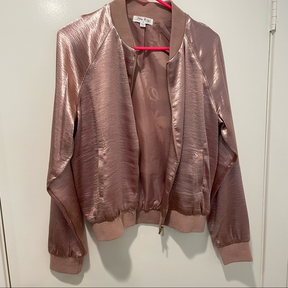 Tone it up jacket - Picture 3 of 4